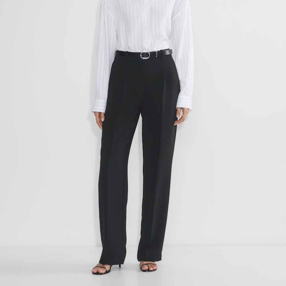 Aritzia Wilfred The Effortless Pant, size 4, regular